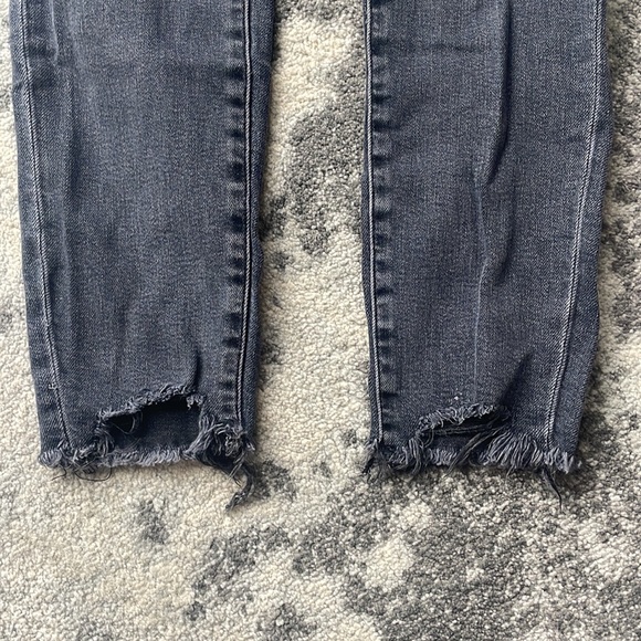 American Eagle Super Hi Rise Jegging - Picture 2 of 6